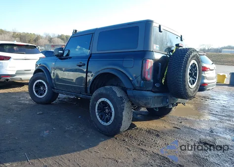 2023 Ford Bronco Badlands z USA, uszkodzony, nr VIN 1FMDE5CH9PLA83322